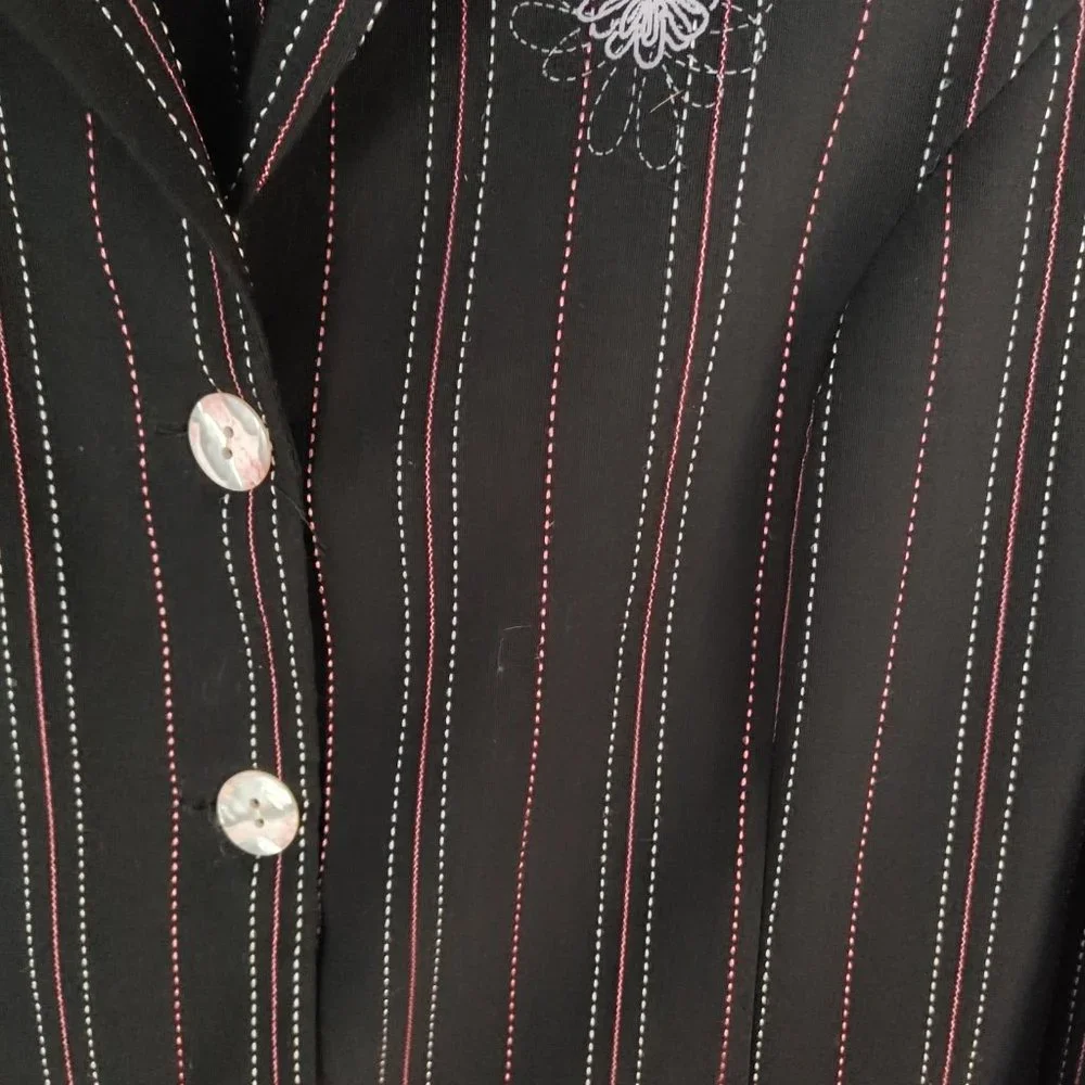 2/$40 Vanity Fair Dress Suit - Picture 4 of 9